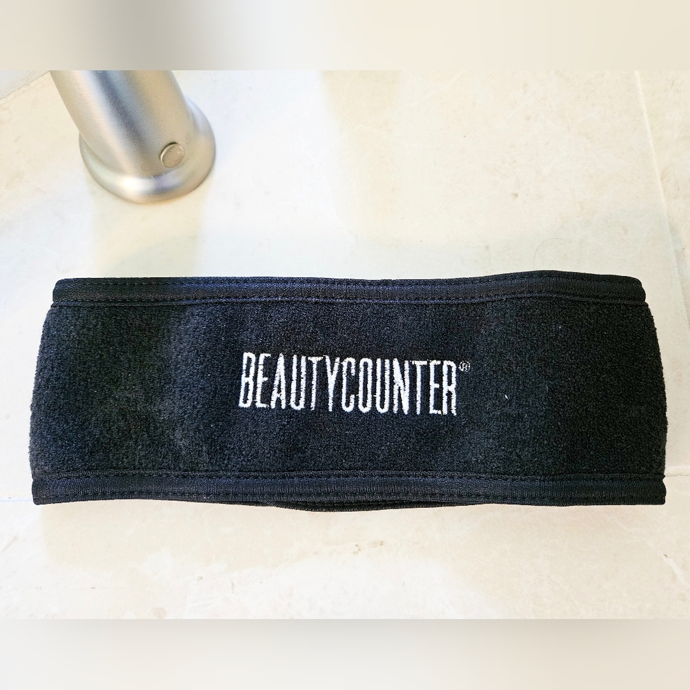 *Beautycounter* Black Spa Headwrap with Velcro.